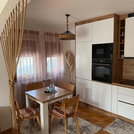 The View アパート *